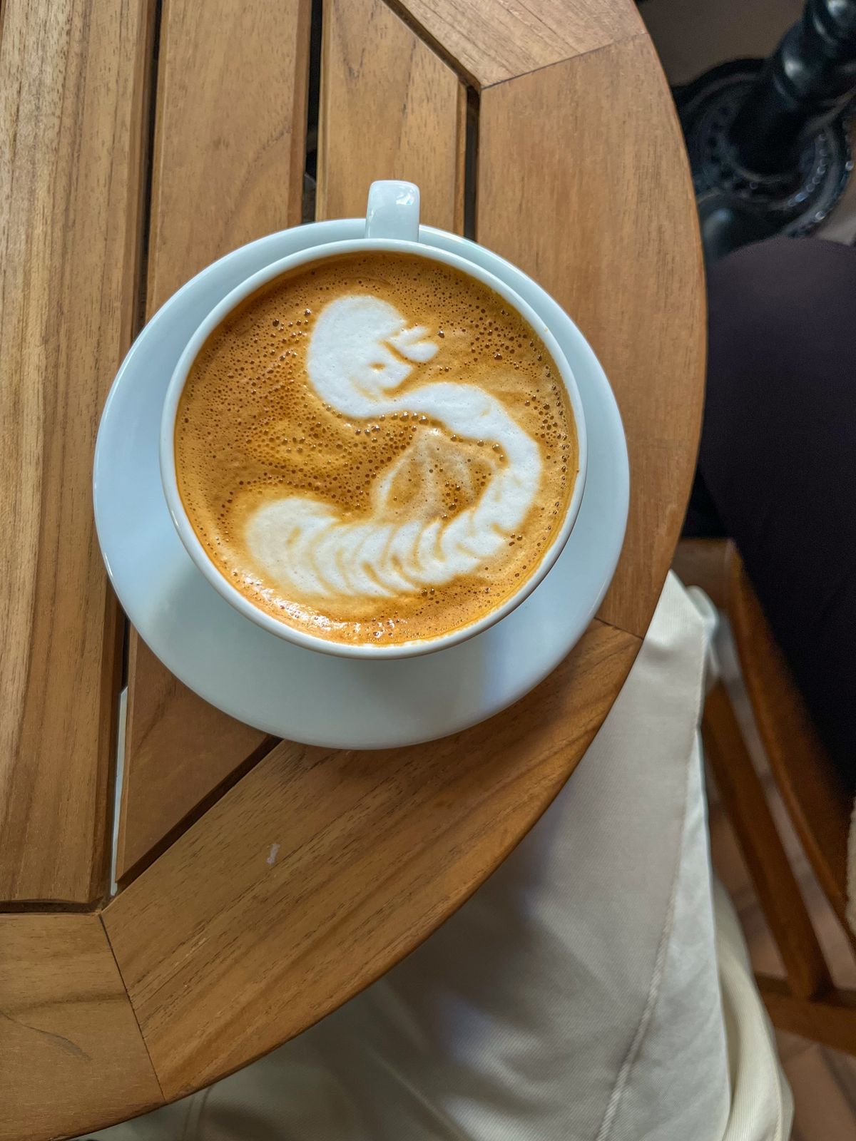 猫カフェのラテアート